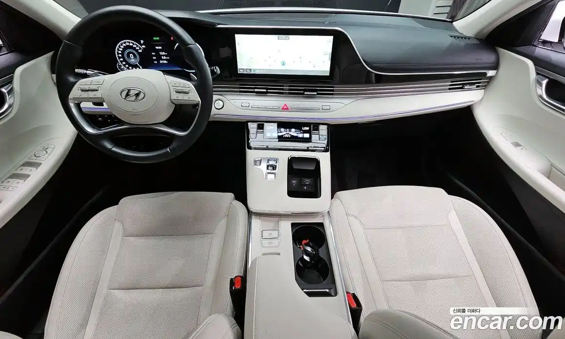 Hyundai Grandeur 2022 2.5 автомат (гидро), фото 10