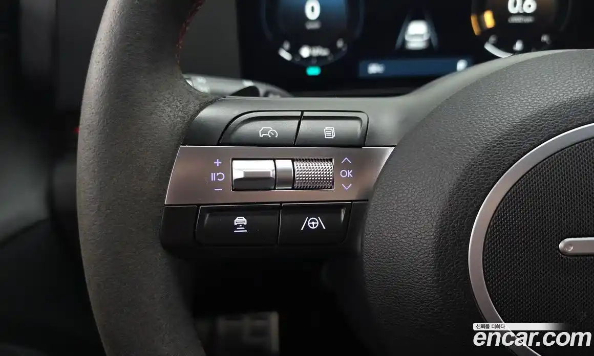 Hyundai Kona 2023 1.6 автомат (гидро), фото 16