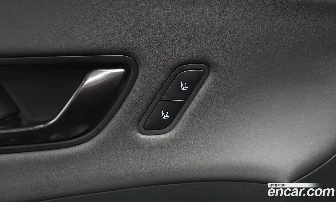 Hyundai Kona 2023 1.6 автомат (гидро), фото 17