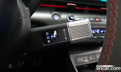 Hyundai Kona 2023 1.6 автомат (гидро), миниатюра 9