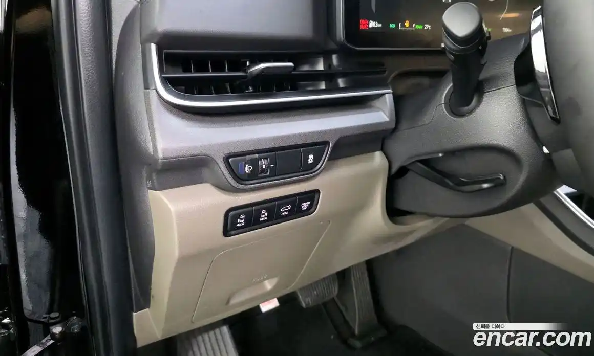 Kia Carnival 2025 1.6 автомат (гидро), фото 18