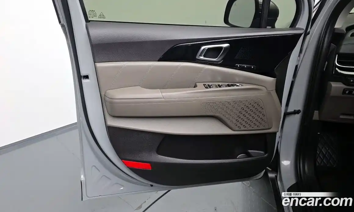 Kia Carnival 2025 3.5 автомат (гидро), фото 14