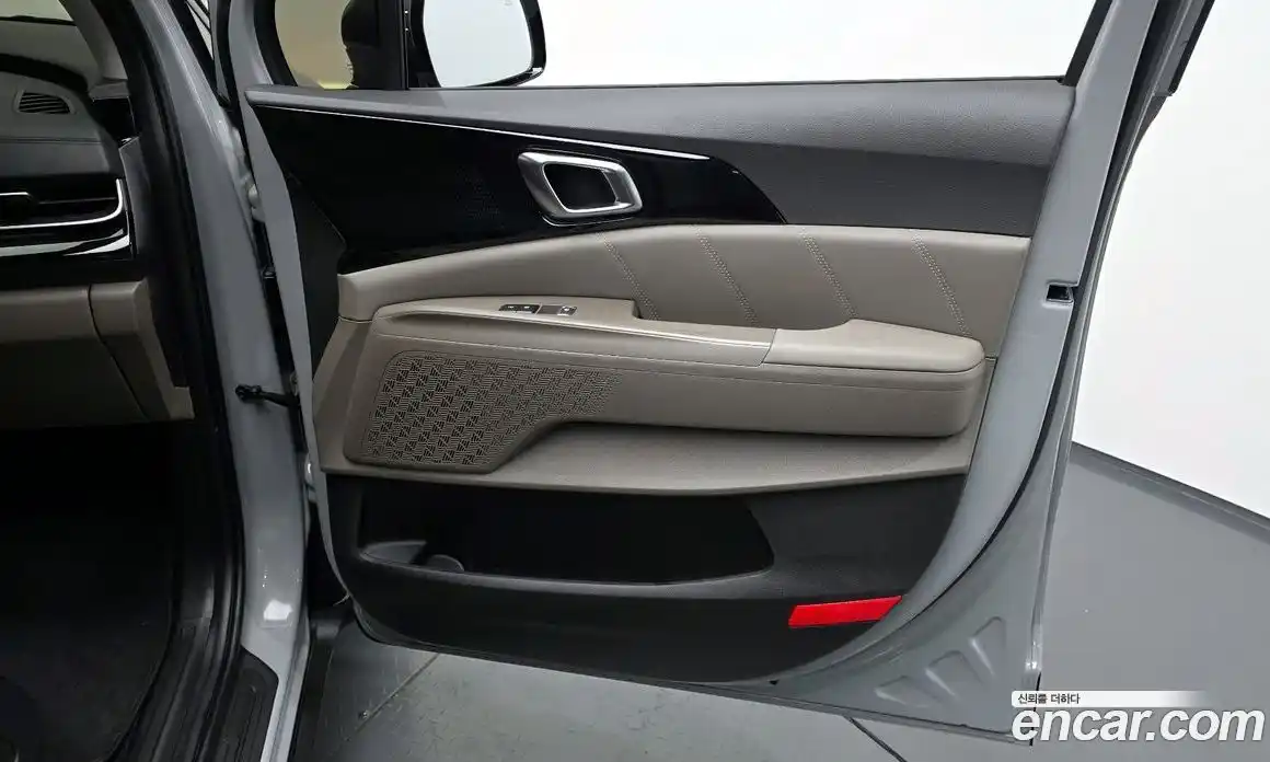 Kia Carnival 2025 3.5 автомат (гидро), фото 15