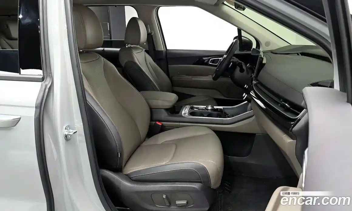 Kia Carnival 2025 3.5 автомат (гидро), фото 16