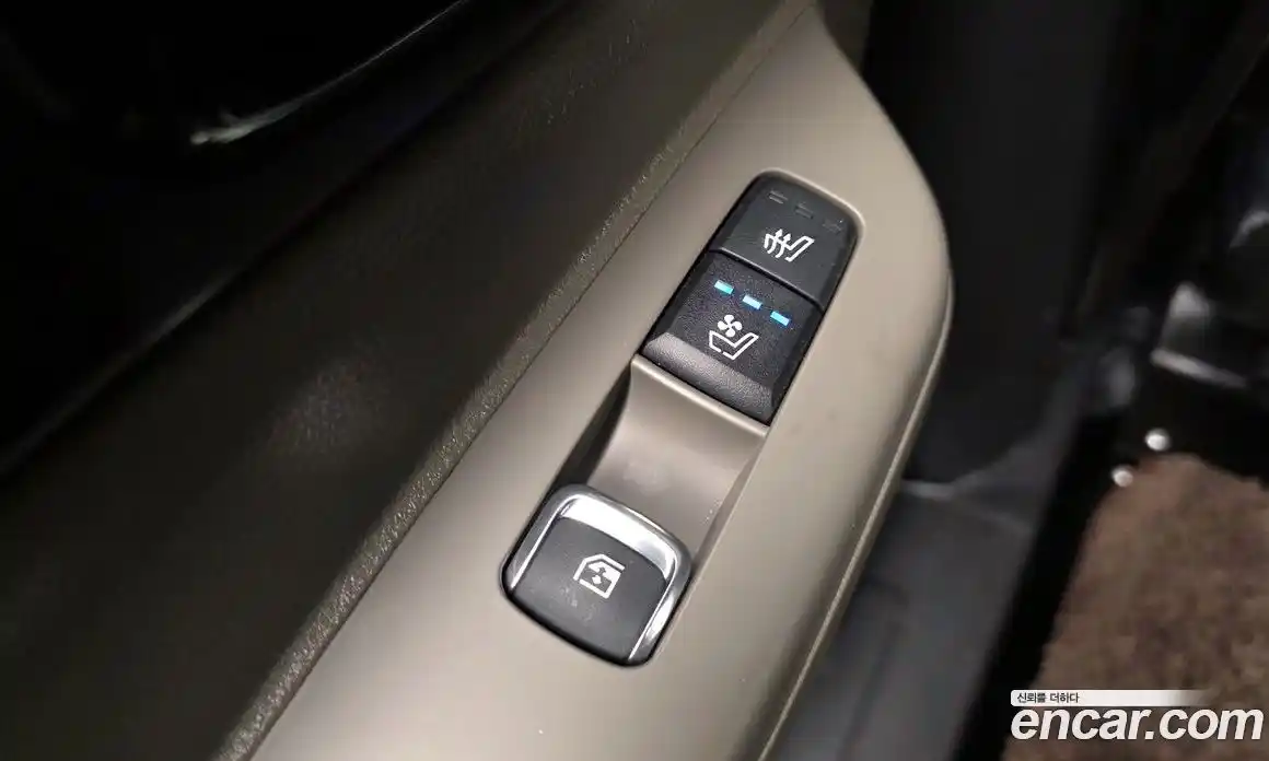 Kia Carnival 2025 3.5 автомат (гидро), фото 38