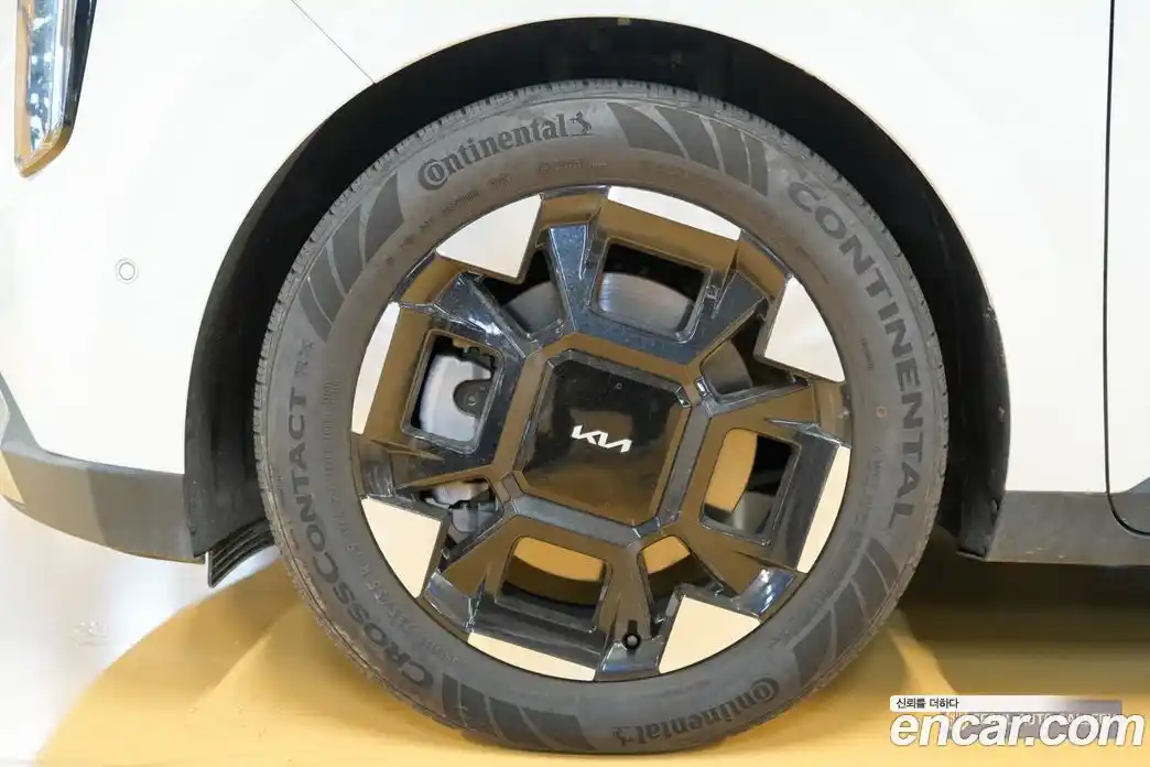 Kia Carnival 2025 3.5 автомат (гидро), фото 20