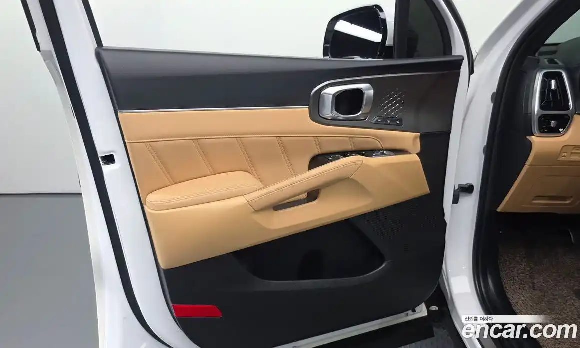 Kia Sorento 2022 1.6 автомат (гидро), фото 14