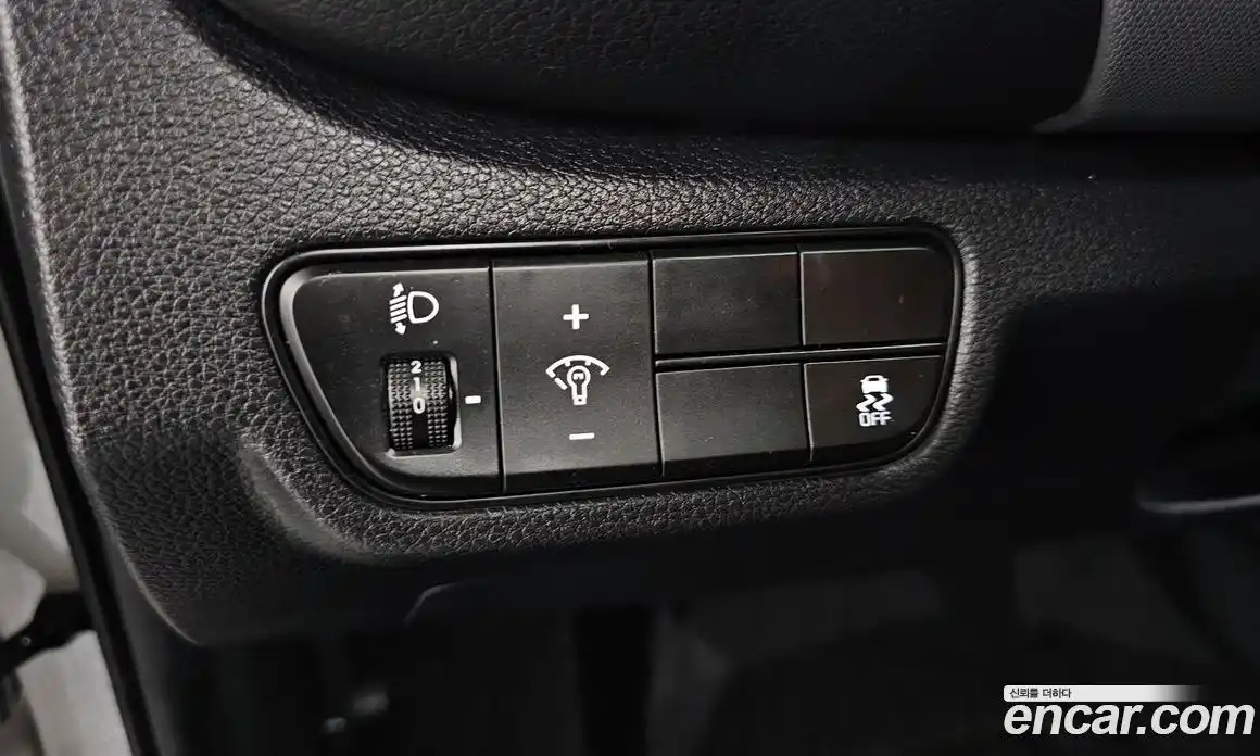 Kia Seltos 2024 2.0 автомат (гидро), фото 24