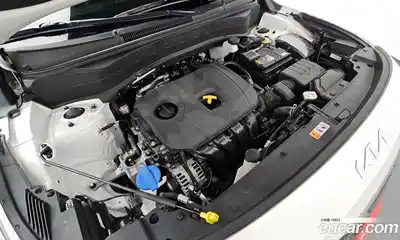 Kia Seltos 2024 2.0 автомат (гидро), миниатюра 6