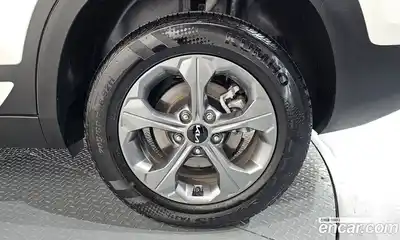 Kia Seltos 2024 2.0 автомат (гидро), миниатюра 7