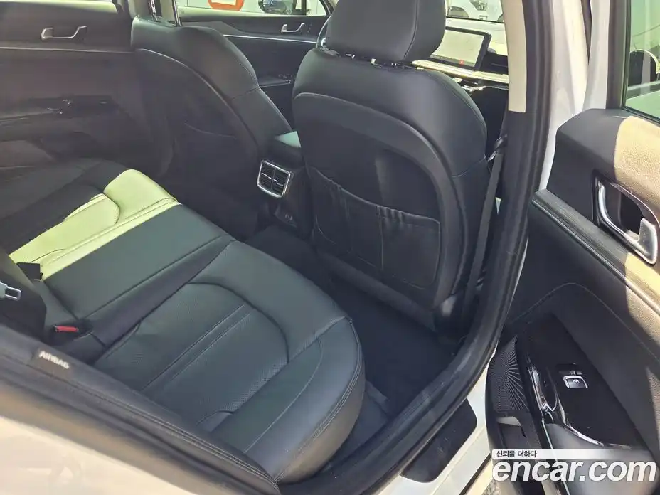 Kia K5 (Optima) 2024 1.6 автомат (гидро), фото 12