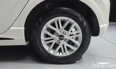 Kia Morning 2023 1.0 автомат (гидро), миниатюра 7