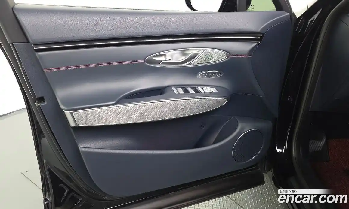 Genesis GV70 2021 2.5 автомат (гидро), фото 14