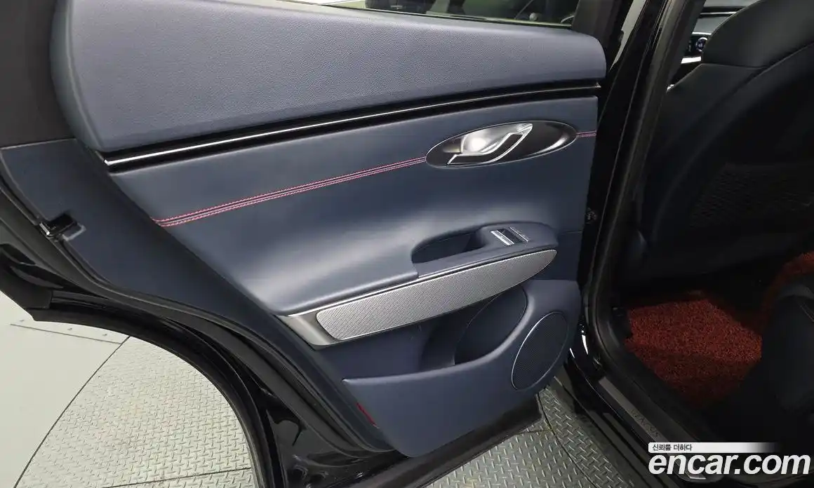 Genesis GV70 2021 2.5 автомат (гидро), фото 15