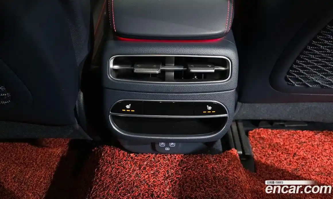 Genesis GV70 2021 2.5 автомат (гидро), фото 25