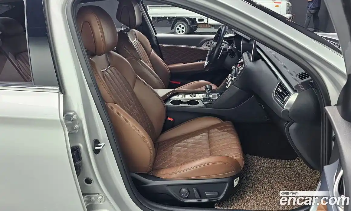 Genesis G70 2019 2.0 автомат (гидро), фото 16