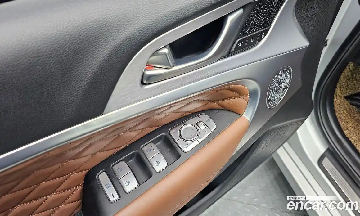 Genesis G70 2019 2.0 автомат (гидро), фото 28