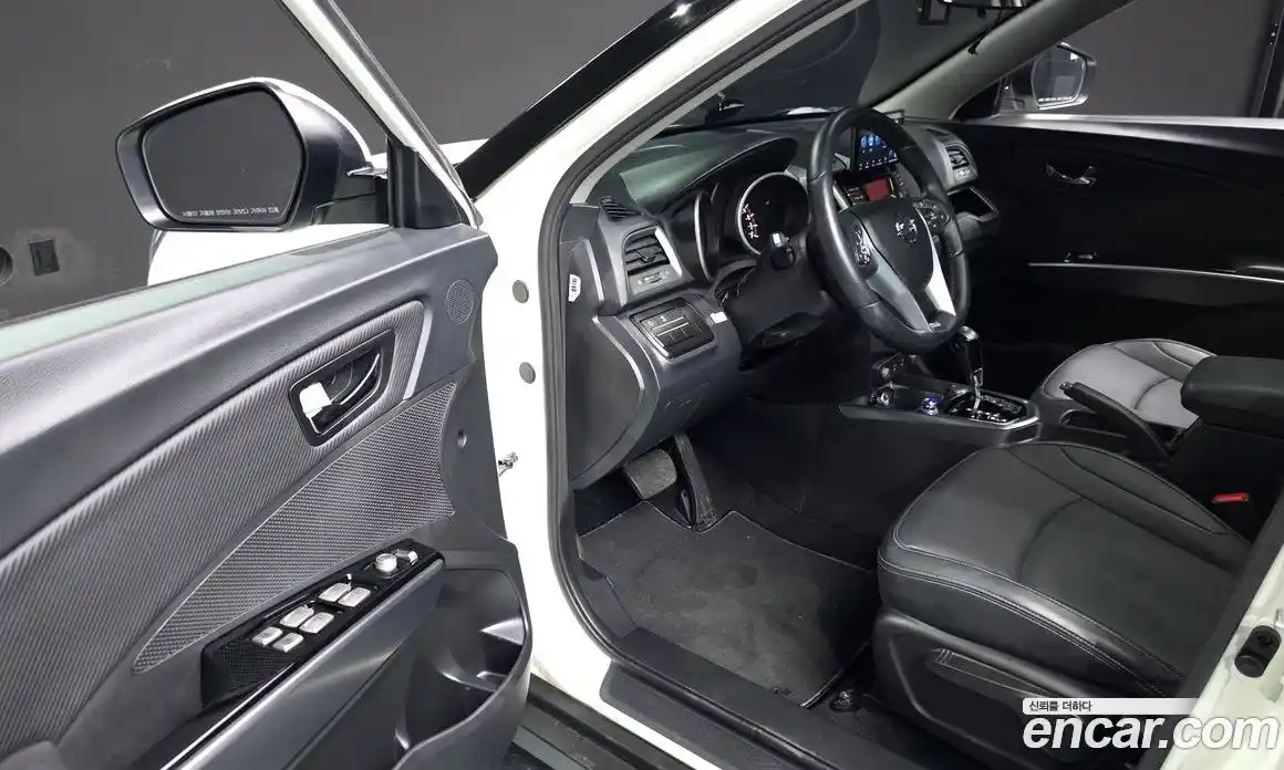 SsangYong TIBOLI 2017 1.6 автомат (гидро), фото 23