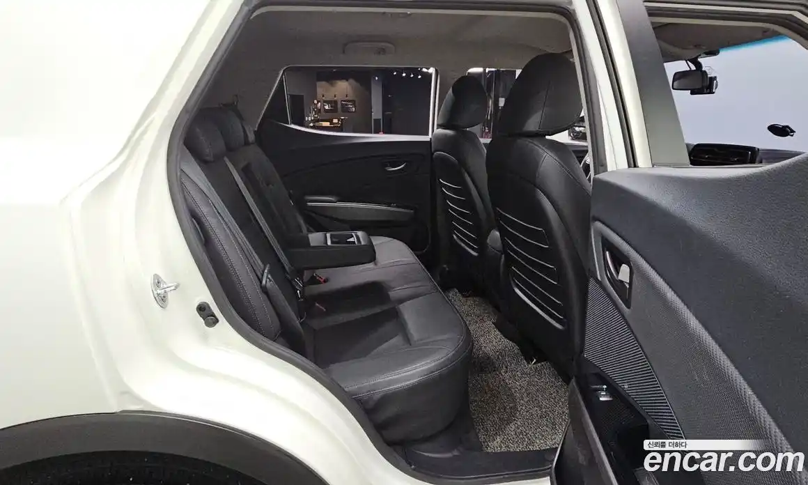 SsangYong TIBOLI 2019 1.5 автомат (гидро), фото 16