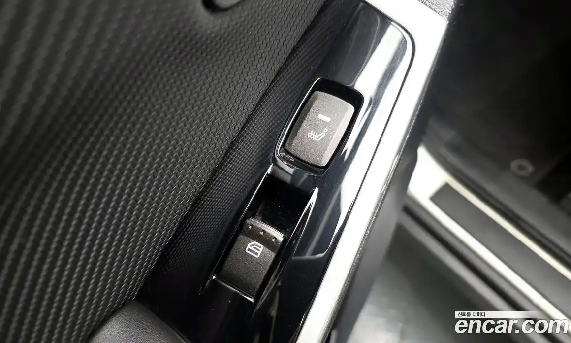 SsangYong Korando 2018 2.2 автомат (гидро), фото 19