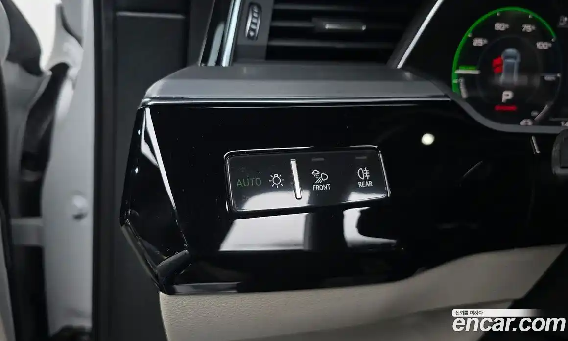 Audi e-tron 2021 0.2 автомат (гидро), фото 26