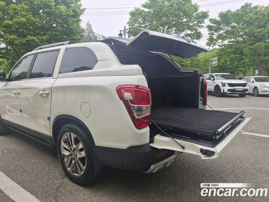 SsangYong Rexton 2018 2.2 автомат (гидро), фото 20