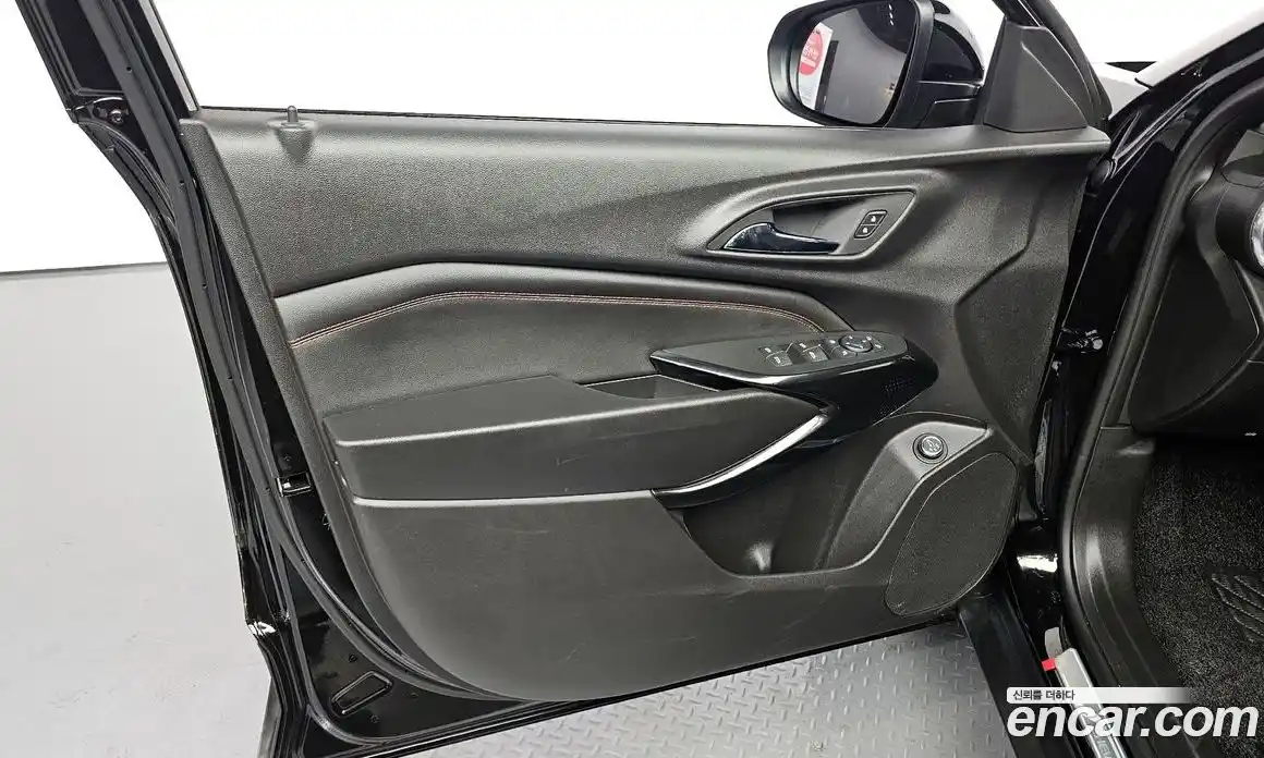 Chevrolet Trax 2025 1.2 автомат (гидро), фото 14