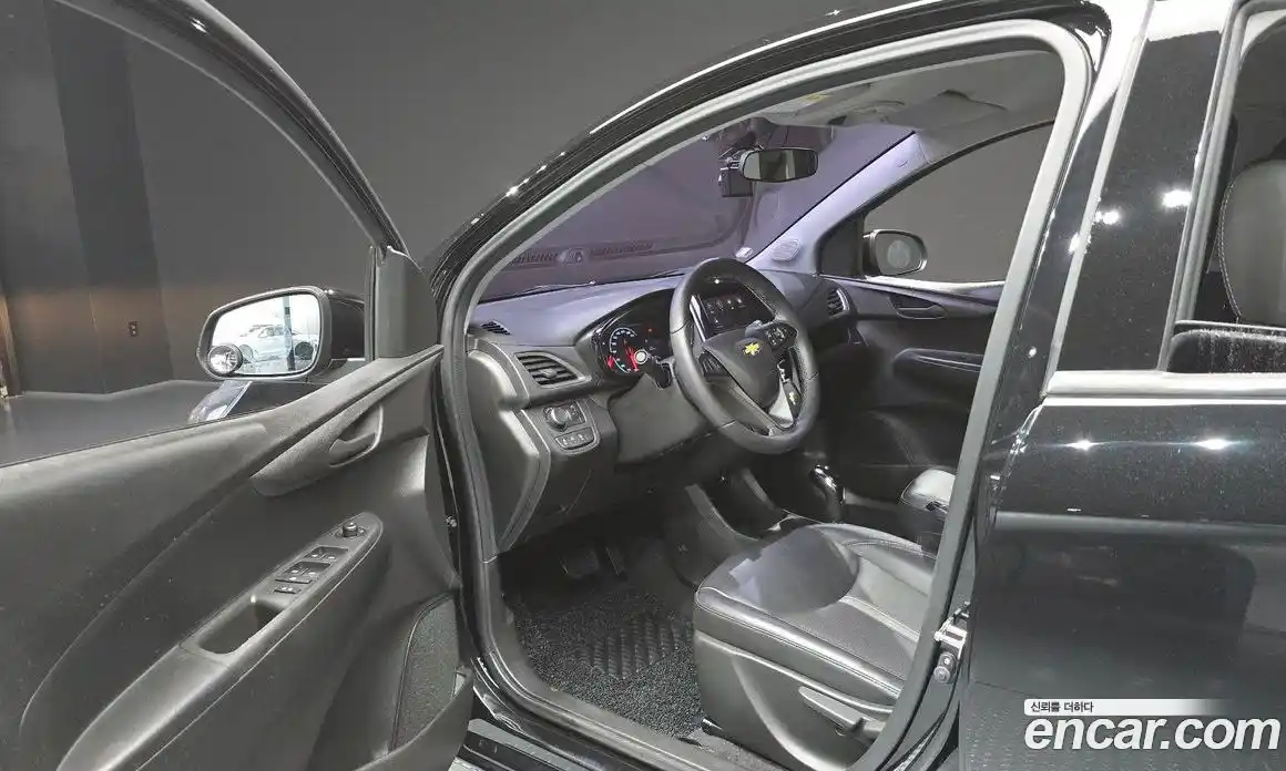 Chevrolet Spark 2019 1.0 автомат (гидро), фото 13