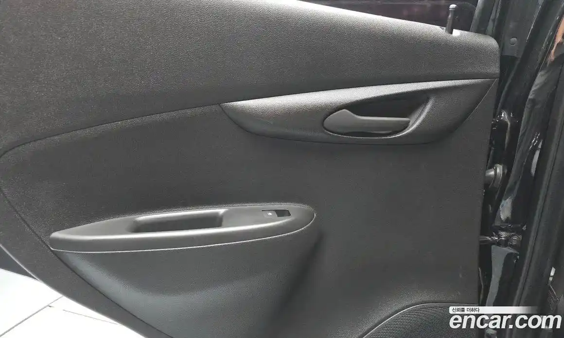 Chevrolet Spark 2019 1.0 автомат (гидро), фото 15