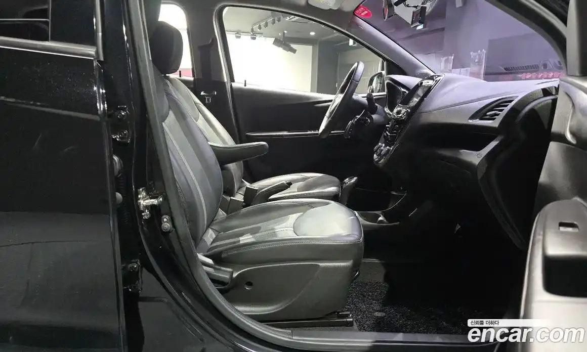 Chevrolet Spark 2019 1.0 автомат (гидро), фото 16