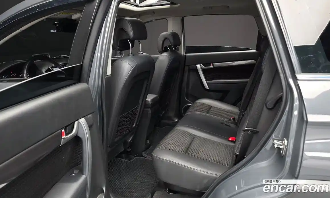 Chevrolet Captiva 2011 2.2 автомат (гидро), фото 12