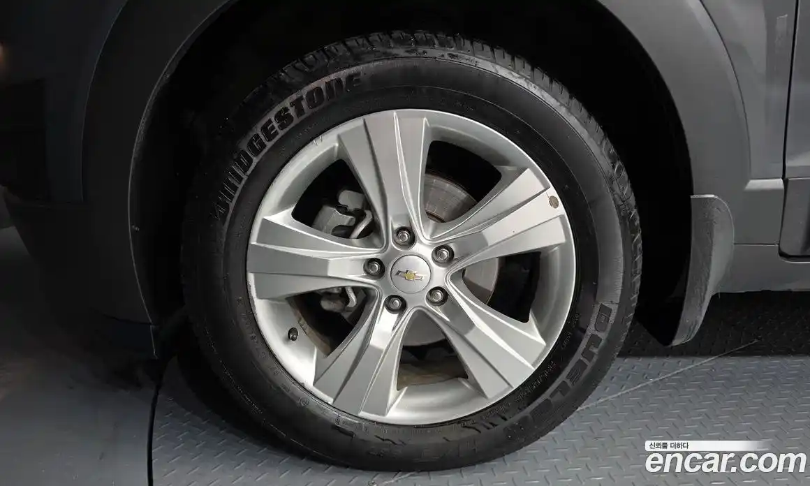 Chevrolet Captiva 2011 2.2 автомат (гидро), фото 5