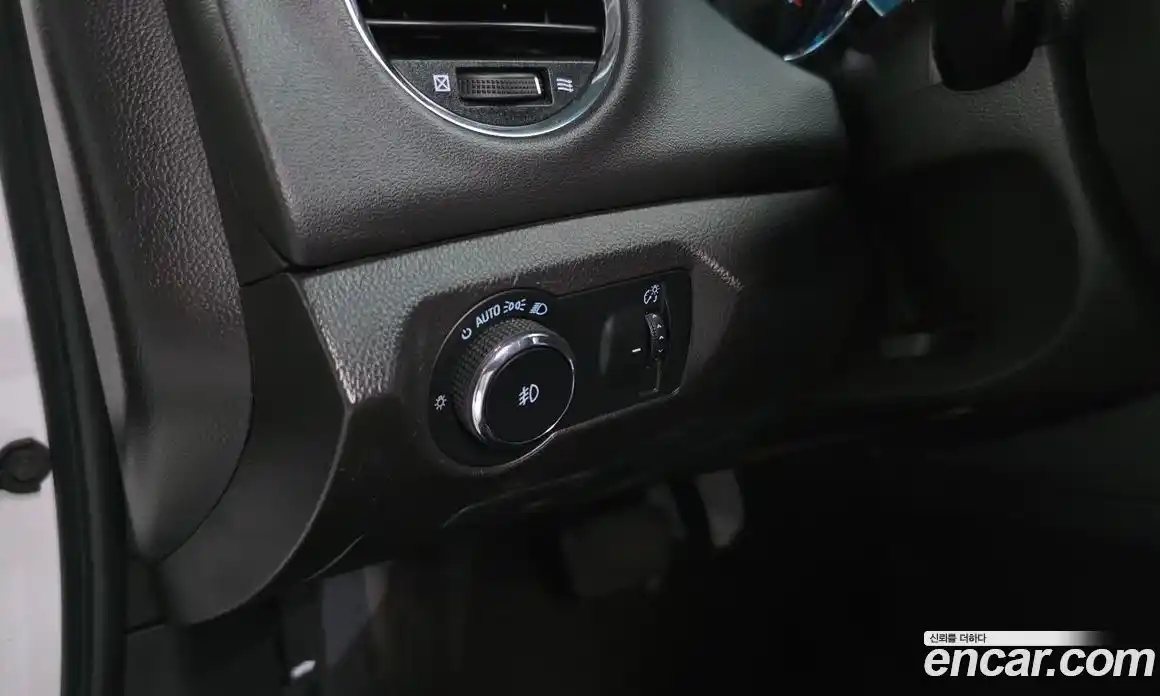 Chevrolet Cruze 2011 1.8 автомат (гидро), фото 16