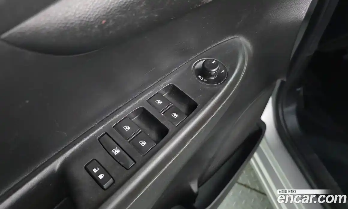 Chevrolet Spark 2016 1.0 автомат (гидро), фото 17