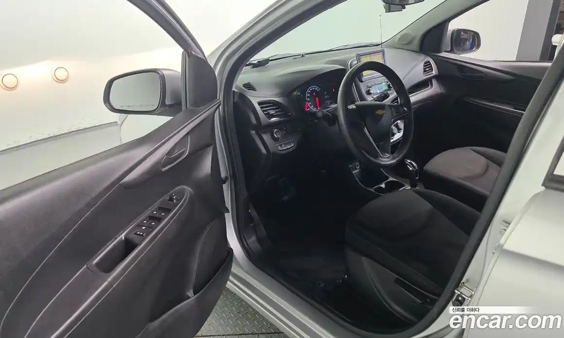 Chevrolet Spark 2016 1.0 автомат (гидро), фото 10