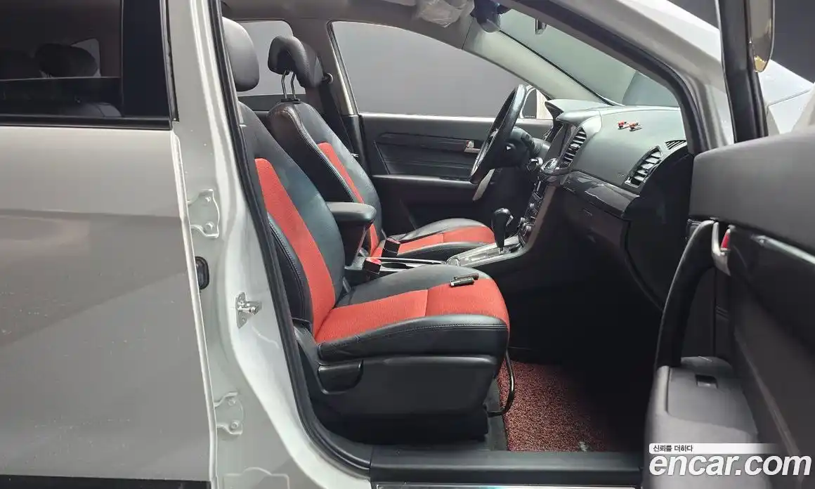 Chevrolet Captiva 2013 2.0 автомат (гидро), фото 16