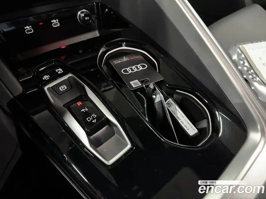 Audi Q5 2025 2.0 автомат (гидро), фото 13