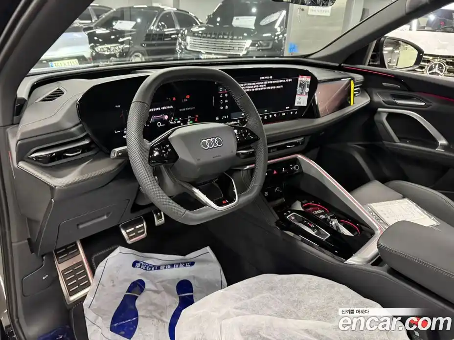 Audi Q5 2025 2.0 автомат (гидро), фото 8
