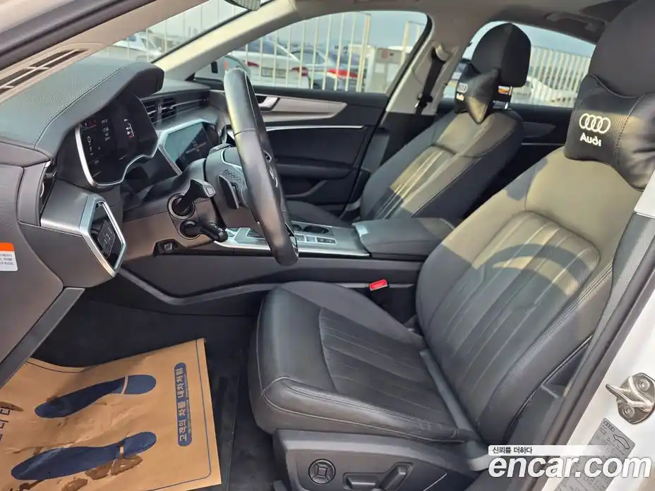 Audi A6 2023 2.0 автомат (гидро), фото 15