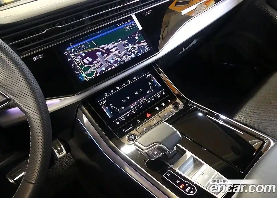 Audi Q7 2023 3.0 автомат (гидро), фото 13