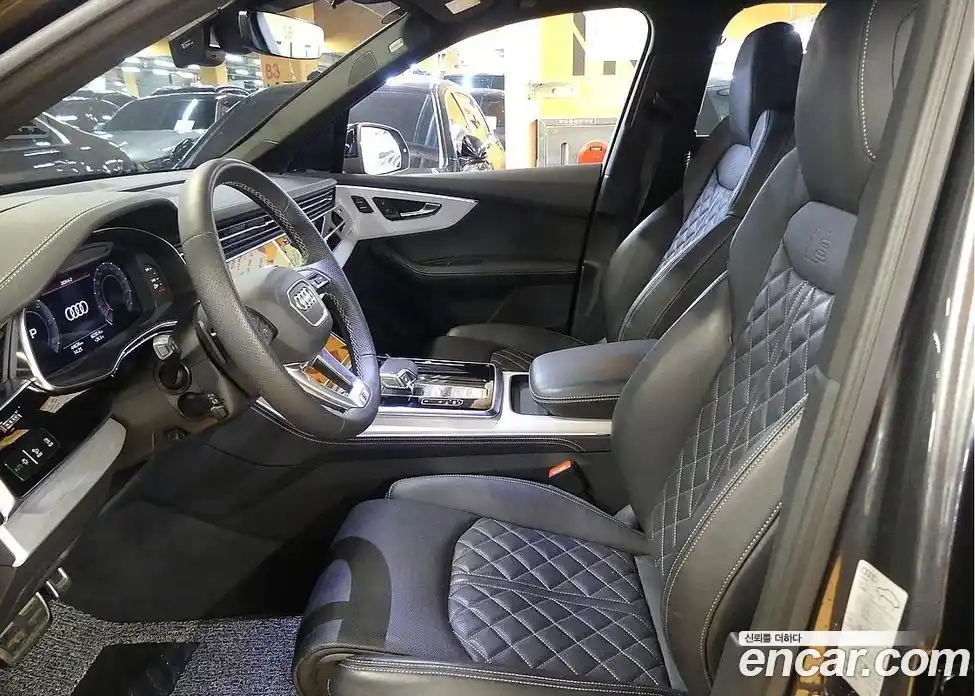 Audi Q7 2023 3.0 автомат (гидро), фото 10