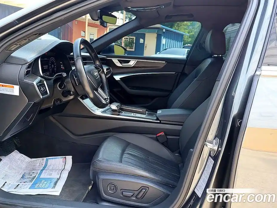 Audi A6 2020 2.0 автомат (гидро), фото 11