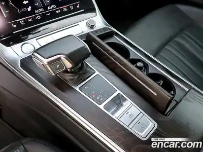 Audi A6 2020 2.0 автомат (гидро), миниатюра 7