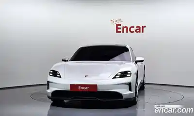 Porsche Taycan 2024 0.1 автомат (гидро), миниатюра 3