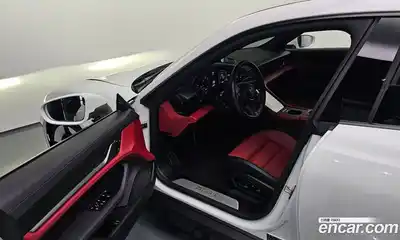 Porsche Taycan 2024 0.1 автомат (гидро), миниатюра 10
