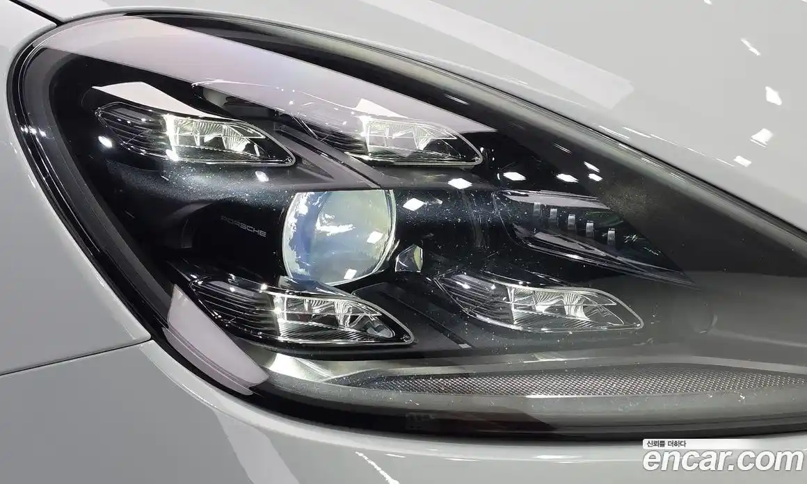 Porsche Cayenne 2019 3.0 автомат (гидро), фото 8