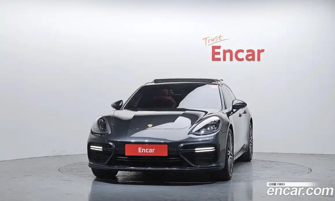Porsche Panamera 2018 4.0 автомат (гидро), фото 3