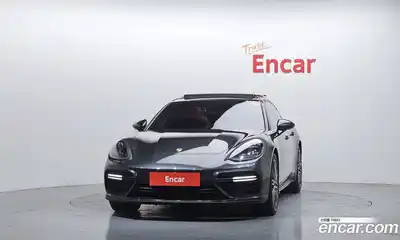 Porsche Panamera 2018 4.0 автомат (гидро), миниатюра 3