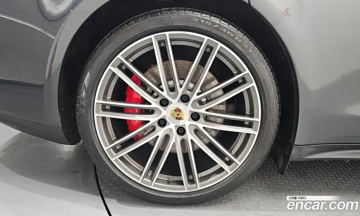 Porsche Panamera 2018 4.0 автомат (гидро), фото 5