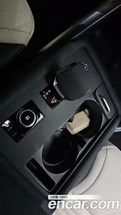 Land Rover Discovery 2023 3.0 автомат (гидро), миниатюра 11